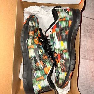 Womens Nike free 5.0 size 8.5